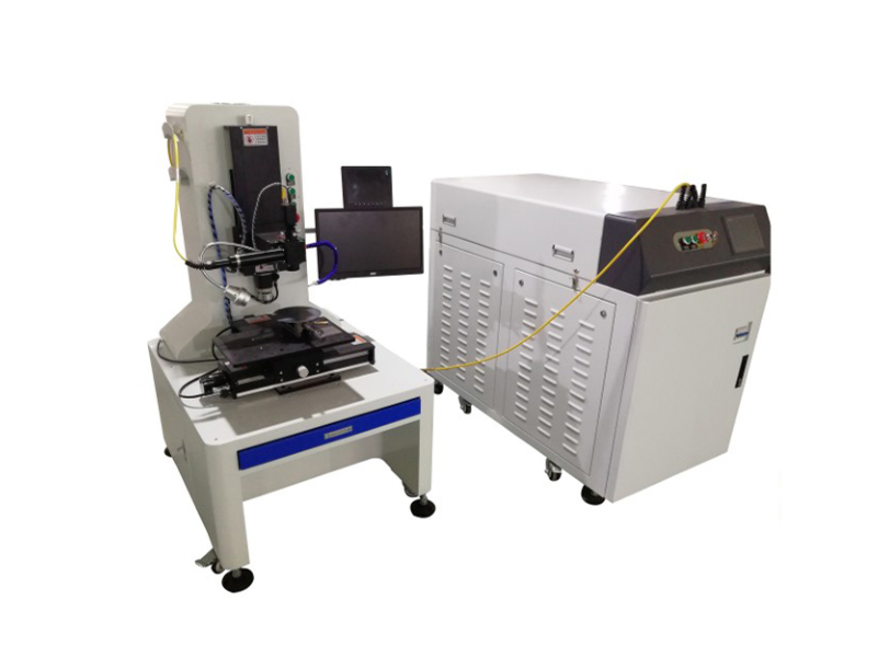 Three-axis laser welding machine